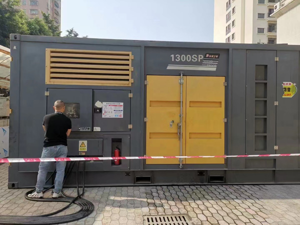 济南500KW发电机组冬季应该配多大的启动电瓶？